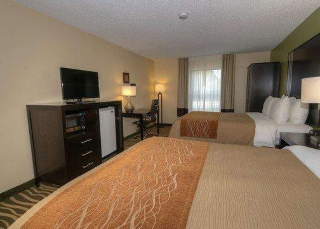Comfort Near Downtown & Blue Ridge Pkwy 2*